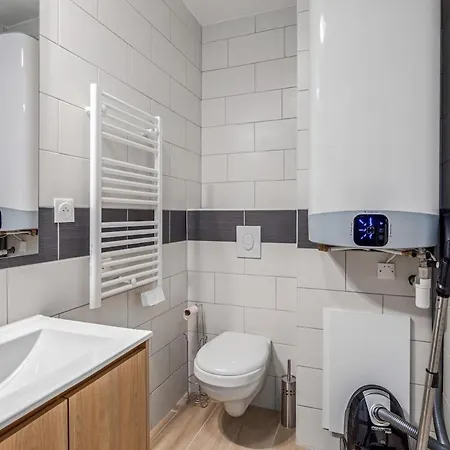 Charming T4 - Cosy Air Conditioning Apartment Beziers